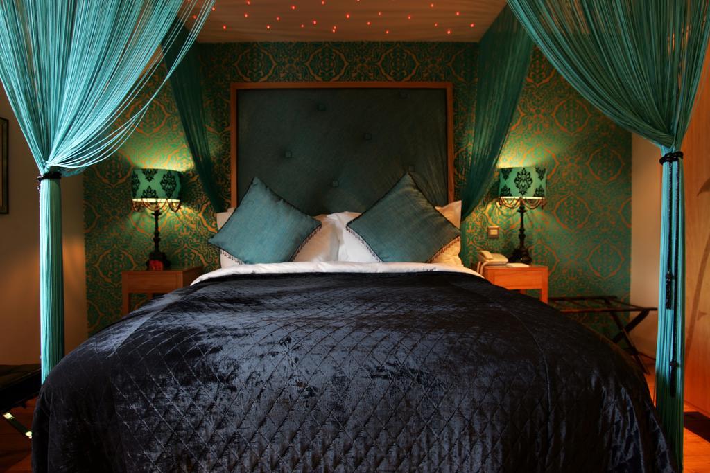 Glenskirlie Castle Hotel 班克内克 外观 照片