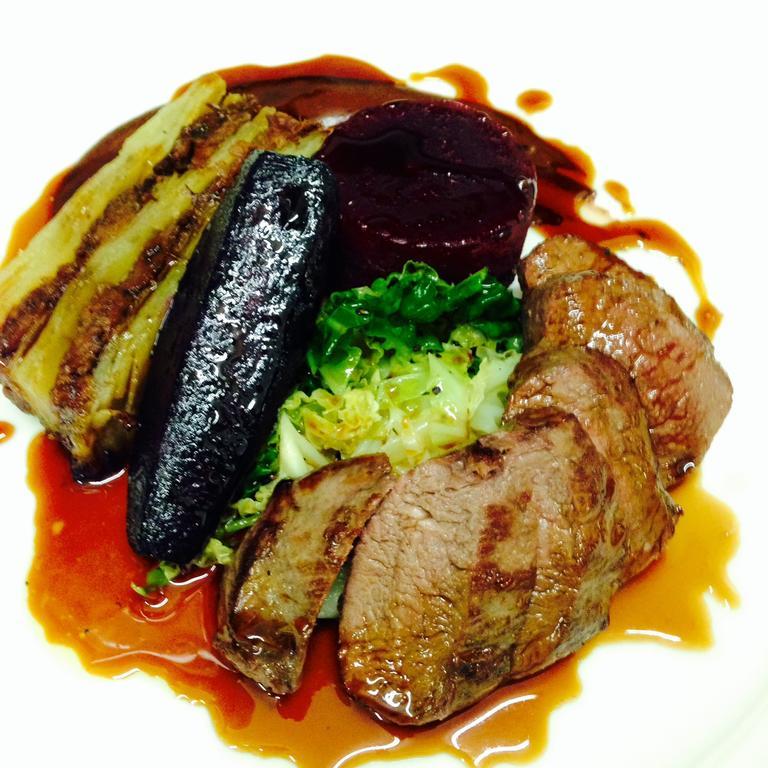 Glenskirlie Castle Hotel 班克内克 外观 照片